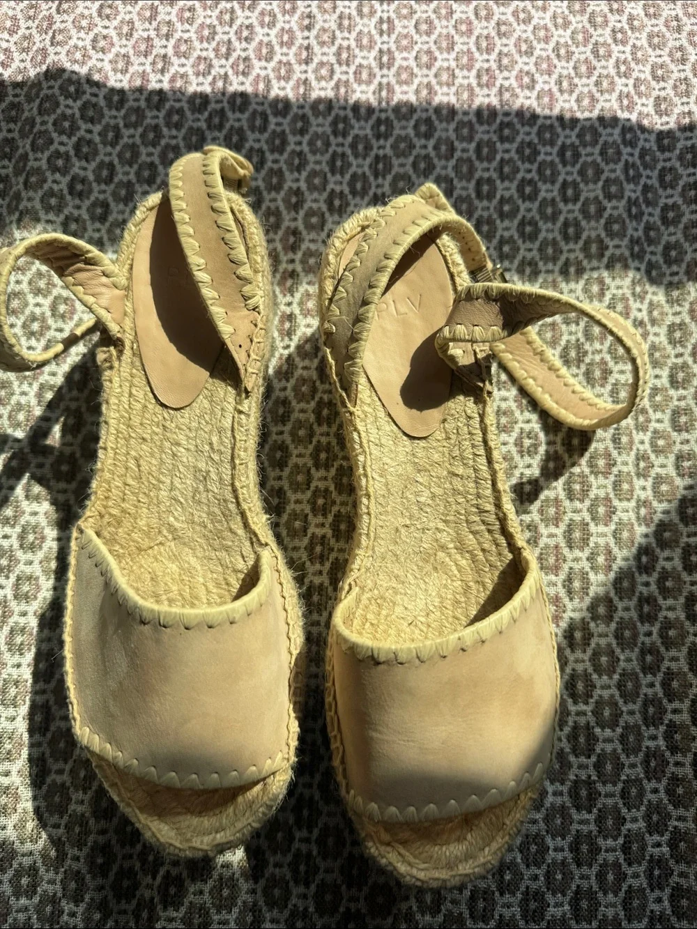 POUR LA VICTORIE PLV Rian Leather Wedges Size 6.5